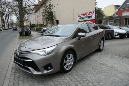 Toyota Avensis 74.488 km 13.950 &euro; Berlin-Tempelhof 12105