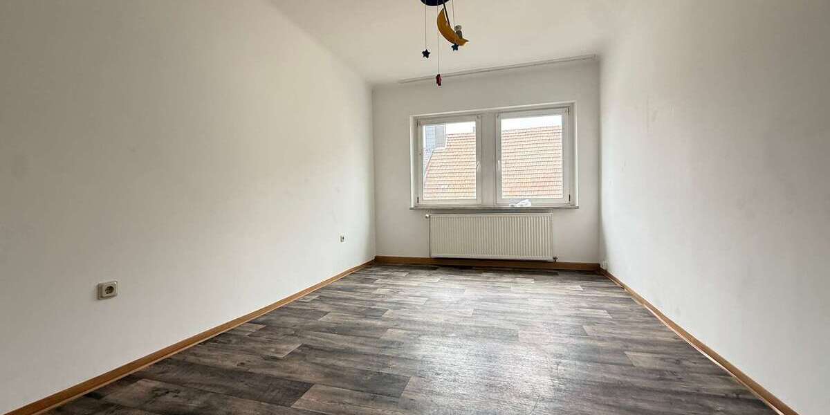 Helle 3-Zimmer-Wohnung mit ca. 70 m² mit Garage in Neunkirchen – sofort verfügbar - 3- Neunkirchen | Angebot:27003207