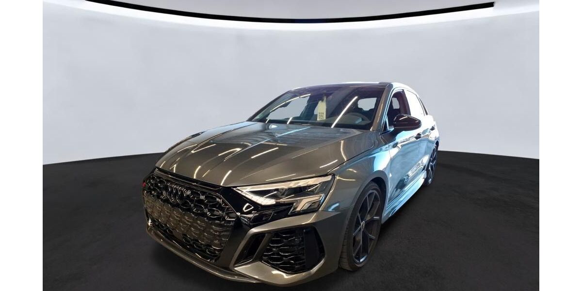 Audi RS3 27.750 km 52.890 &euro; Helmstedt 38350