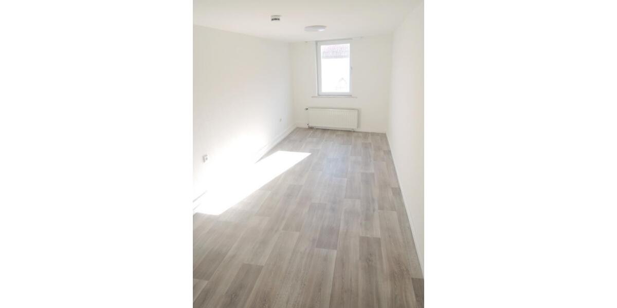 Dachgeschoßwohnung Northeim - 2 Zimmer, 65 m&sup2;, 430&euro; | Angebot:25143289