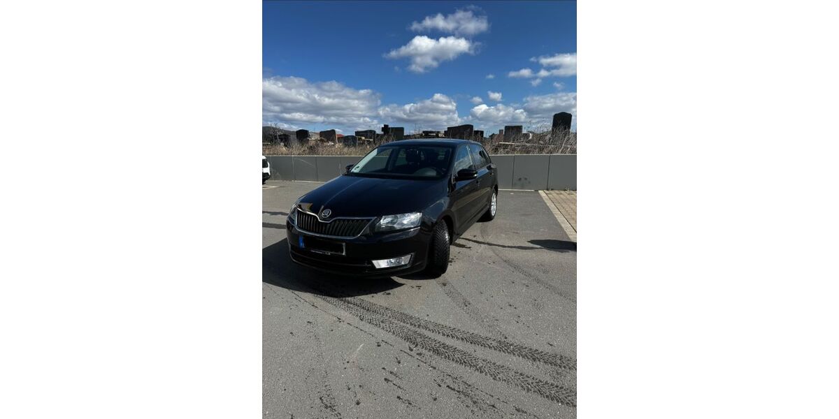 Skoda Rapid 92.005 km 9.500 &euro; Neunkirchen am Brand 91077