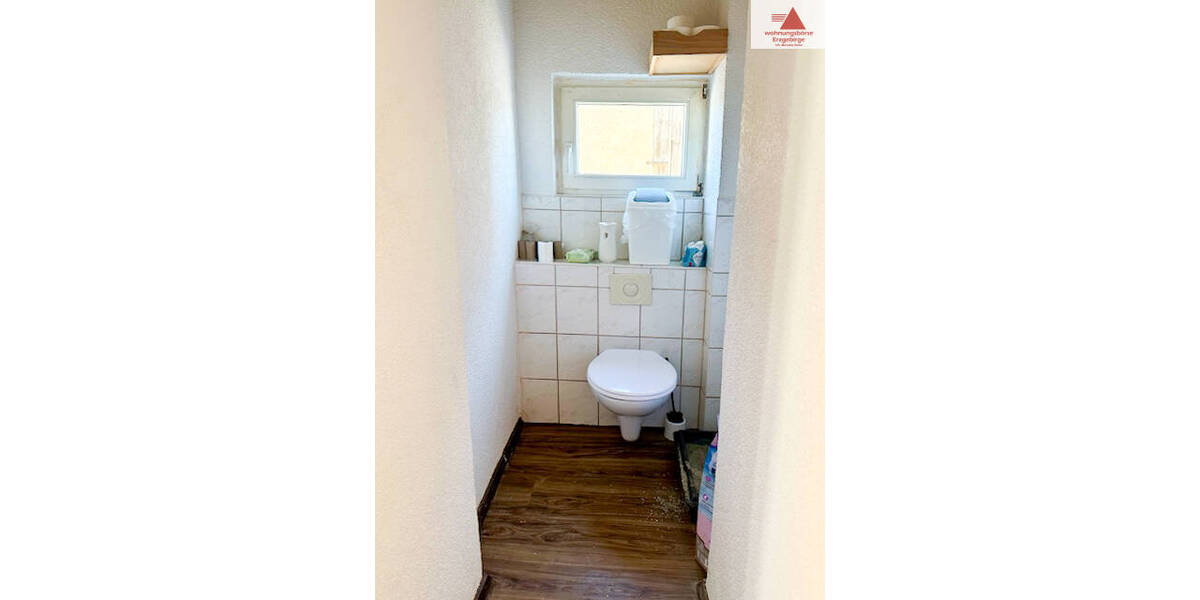 Reihenmittelhaus Schlettau - 6 Zimmer, 150 m&sup2;, 125.000&euro; | Angebot:25744600