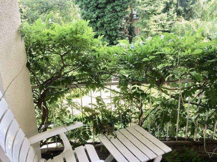 Pauschalmiete EUR 3.400,-_Charmantes Doppelhaus vollmöbliert_Garten_Terrasse_Balkon 3 zimmer