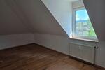 Dachgeschoßwohnung Gelnhausen - 4 Zimmer, 120 m&sup2;, 1.200&euro; | Angebot:26349279