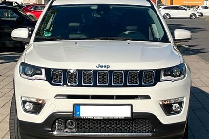 Jeep Compass 48.600 km 18.900 &euro; München 80939
