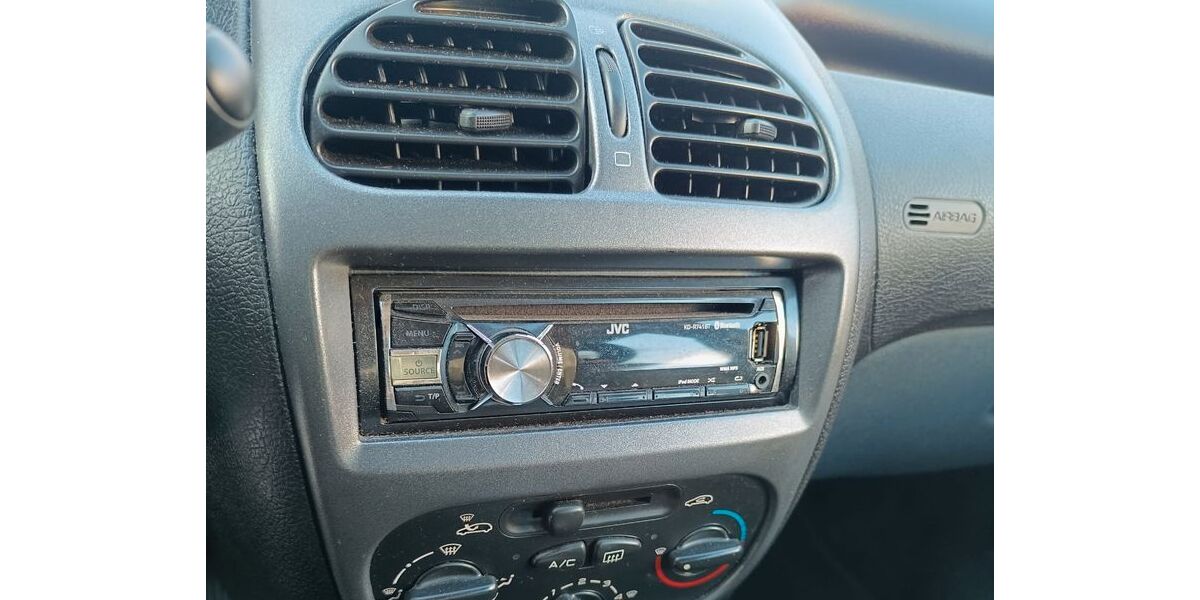 Peugeot 206 144.450 km 1.200 &euro; Mannheim 68219