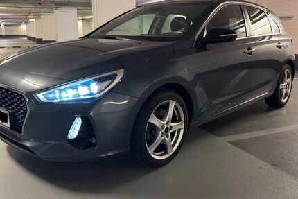 Hyundai i30 92.500 km 10.900 &euro; Aschheim-Dornach 85609