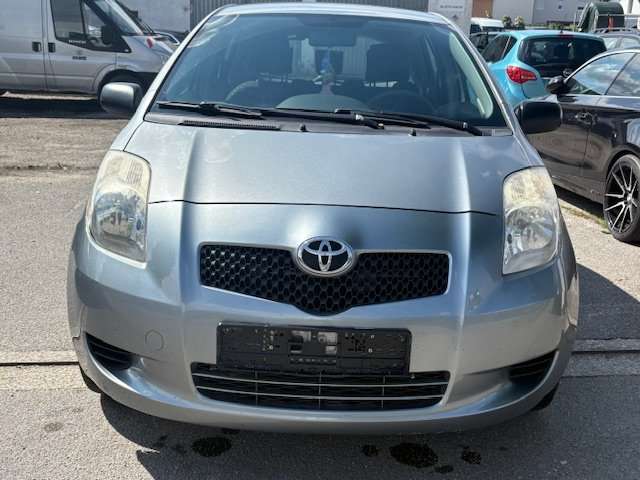 Yaris