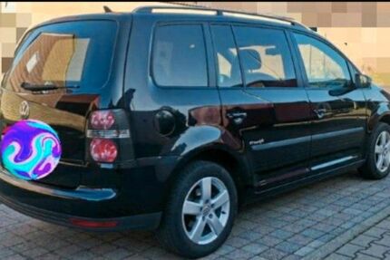 VW Touran 210.000 km 7.500 &euro; Fürstenwalde/Spree 15517