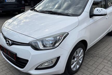 Hyundai i20 118.600 km 3.900 &euro; Hilpoltstein 91161