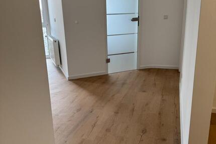 Wohnung Bensheim - 2 Zimmer, 63 m&sup2;, 890&euro; | Angebot:25545804