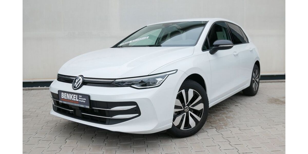 VW Golf 16.819 km 23.931 &euro; Beverungen 37688