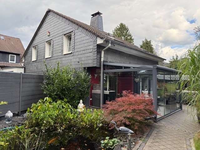 Einfamilienhaus Remscheid - 5 Zimmer, 140 m&sup2;, 439.000&euro; | Angebot:24925732