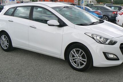Hyundai i30 246.000 km 4.990 &euro; Schweinfurt 97424