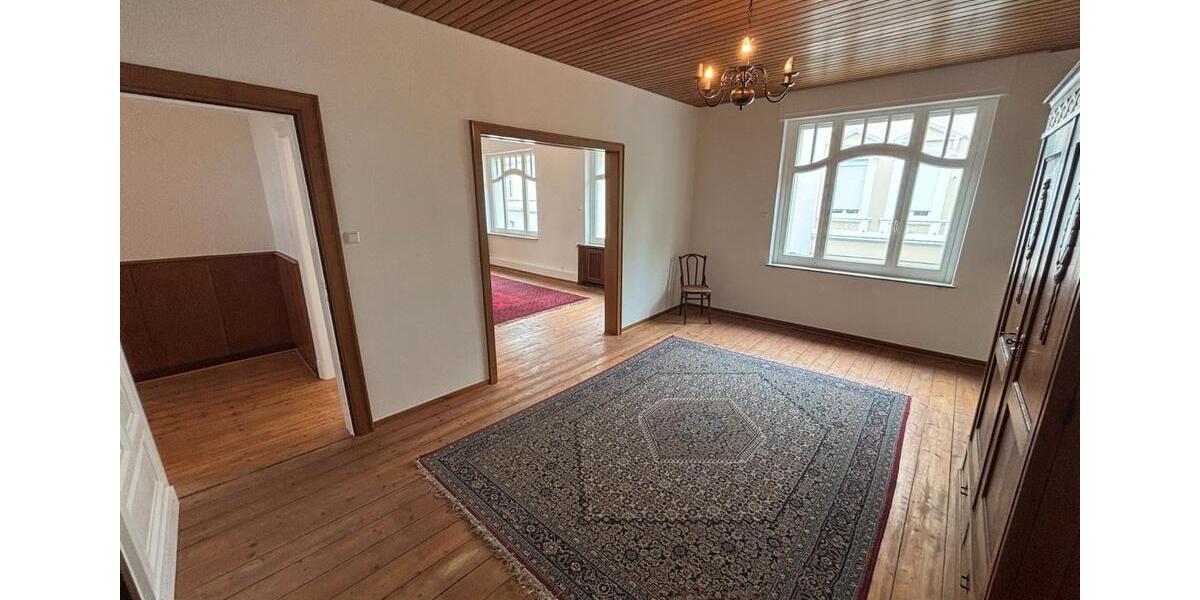Etagenwohnung Beckum - 5 Zimmer, 140 m&sup2;, 1.000&euro; | Angebot:26597119
