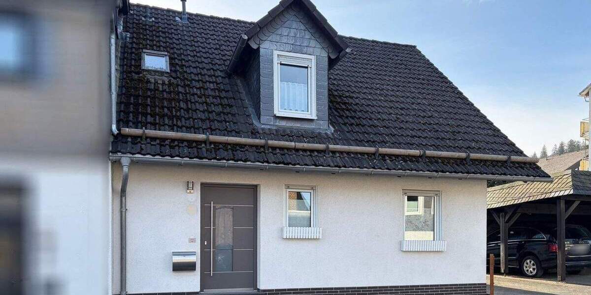 Reihenendhaus Bad Berleburg - 4 Zimmer, 102 m&sup2;, 215.000&euro; | Angebot:25667528