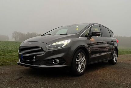 Ford S-Max 142.000 km 16.990 € Gronau 48599