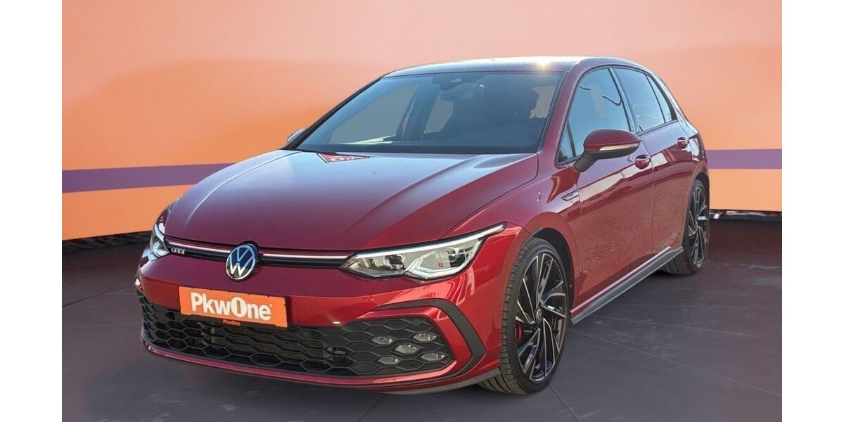 VW Golf 52.500 km 23.890 &euro; Göppingen 73037