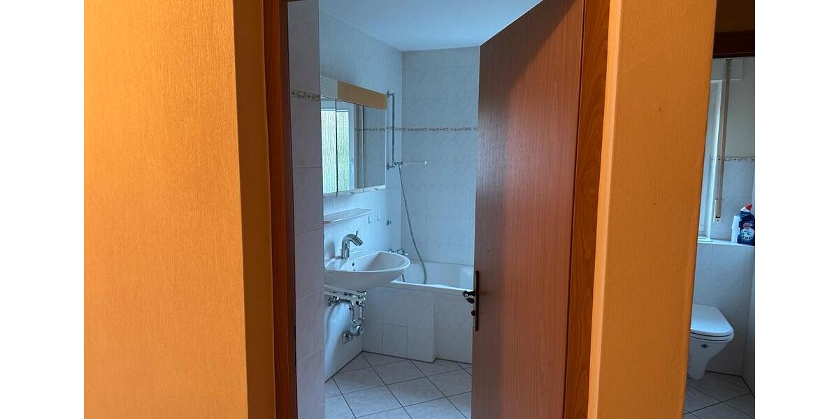 Etagenwohnung Kernen im Remstal - 4 Zimmer, 85 m&sup2;, 1.300&euro; | Angebot:24785910