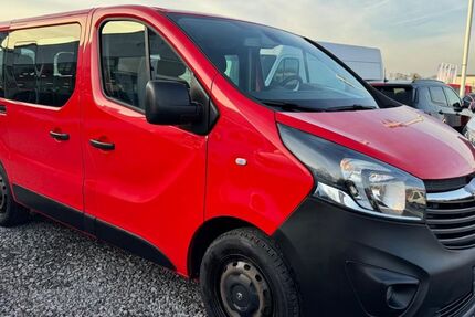 Opel Vivaro 136.000 km 12.488 &euro; Rheinbach 53359