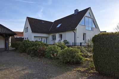 2 FAMILIEN UNTER EINEM DACH MIT BLICK INS GRÜNE - Haus Lotte | Angebot:25051559