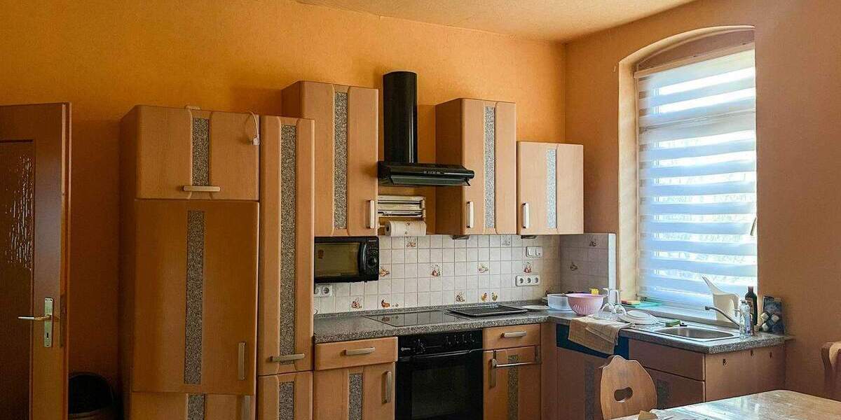 Mehrfamilienhaus mit drei Wohnungen in schöner Wohnlage 1 zimmer