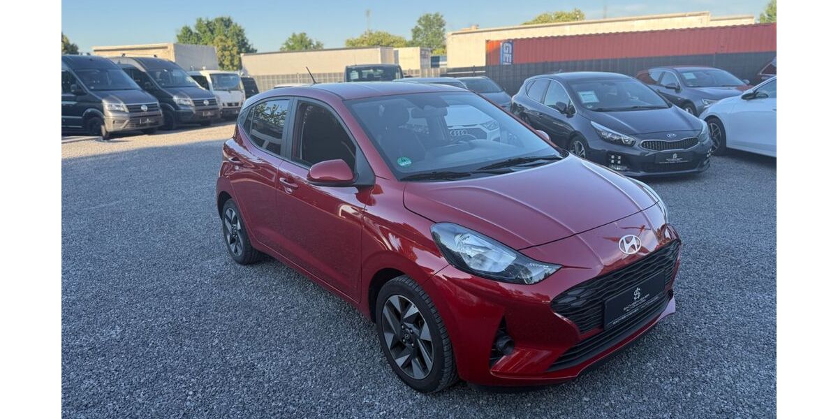 Hyundai i10 29.999 km 11.999 &euro; Sachsenheim 74343