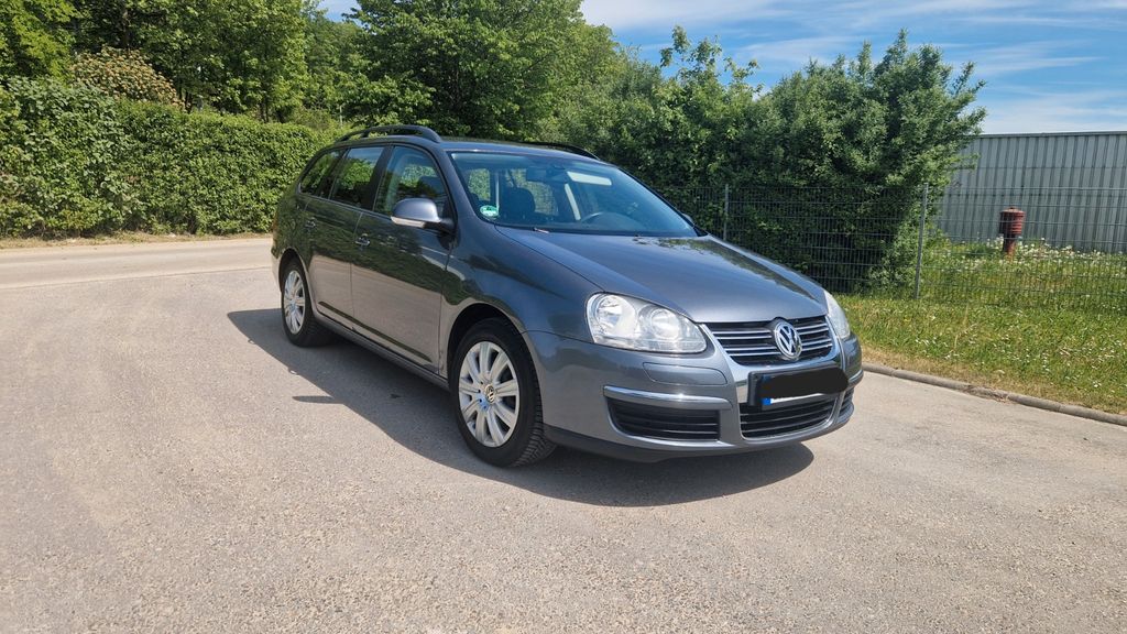 VW Golf 209.000 km 2.900 &euro; Göppingen 73035