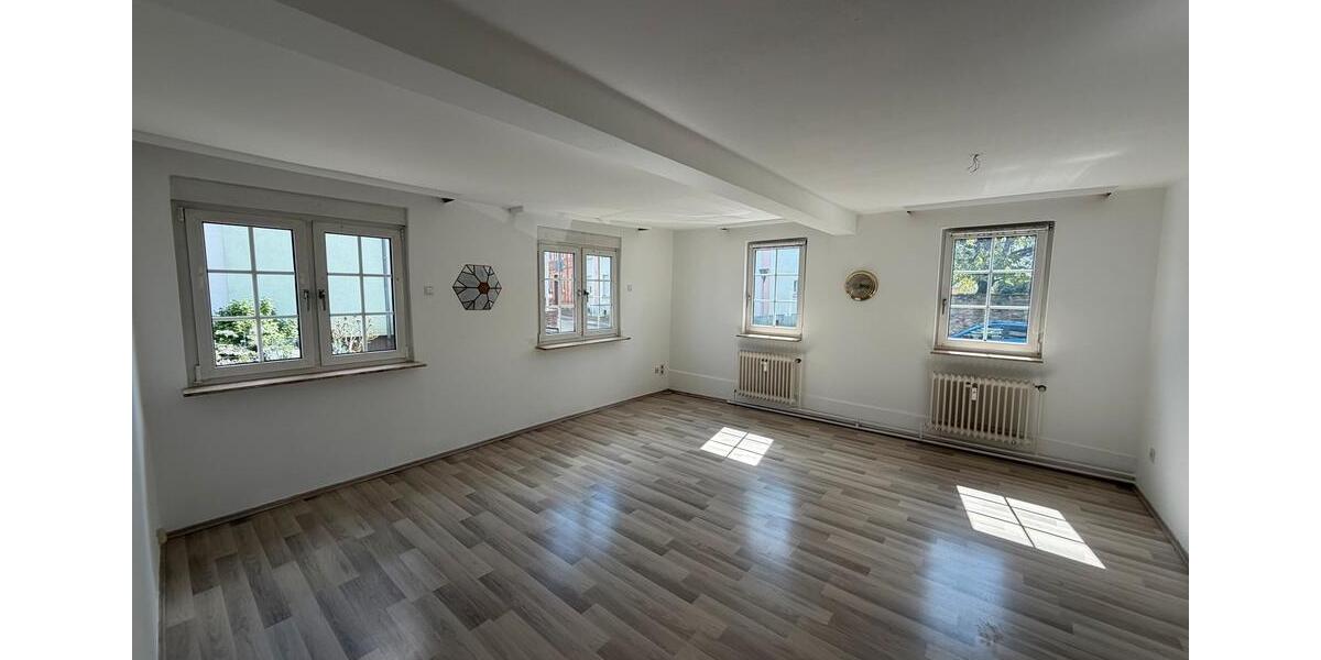Erdgeschoßwohnung Frankfurt am Main Unterliederbach - 3 Zimmer, 80 m&sup2;, 1.050&euro; | Angebot:26286571