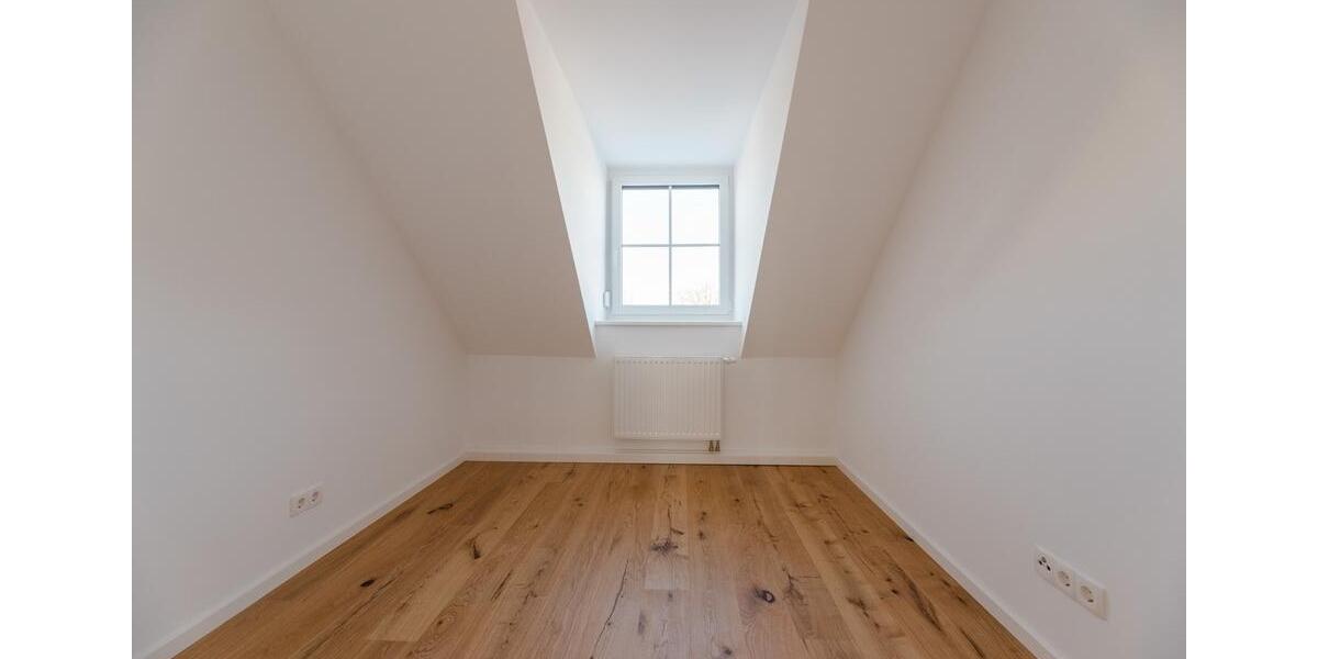 Dachgeschoßwohnung Bayreuth Meyernberg - 3 Zimmer, 69 m&sup2;, 229.000&euro; | Angebot:26834920