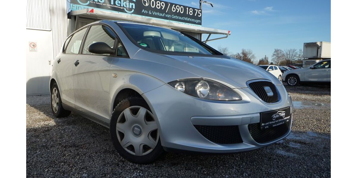 Seat Altea 222.715 km 2.950 &euro; München 81829