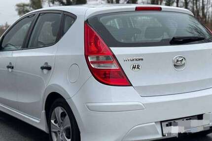 Hyundai i30 197.800 km 2.600 &euro; Stuttgart 70191