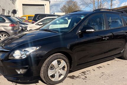 Hyundai i30 198.000 km 2.200 &euro; Werl 59457