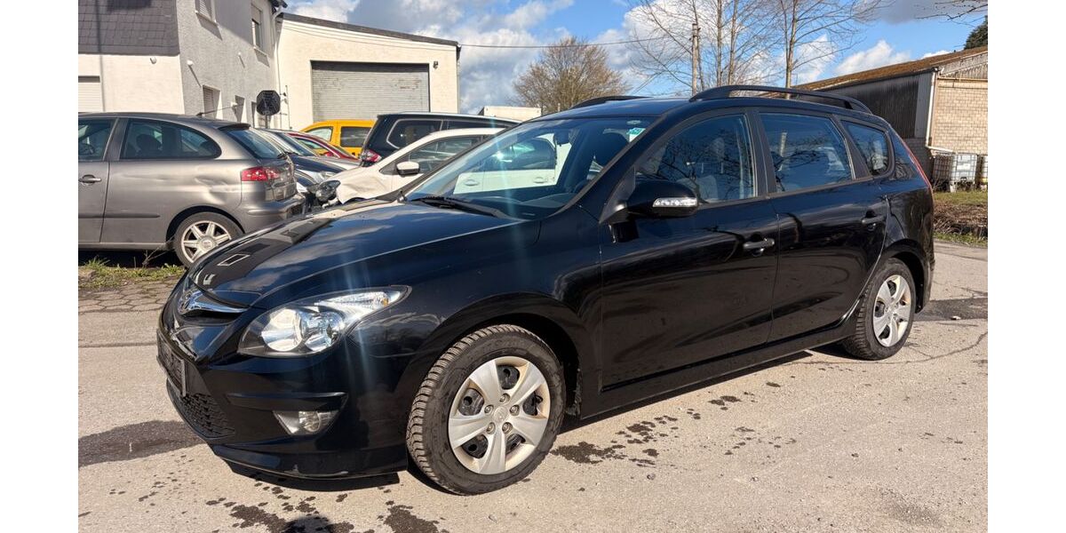 Hyundai i30 198.000 km 2.200 &euro; Werl 59457