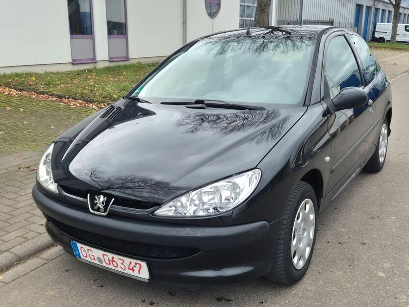 Peugeot 206 191.000 km 1.999 € Kippenheim 77971