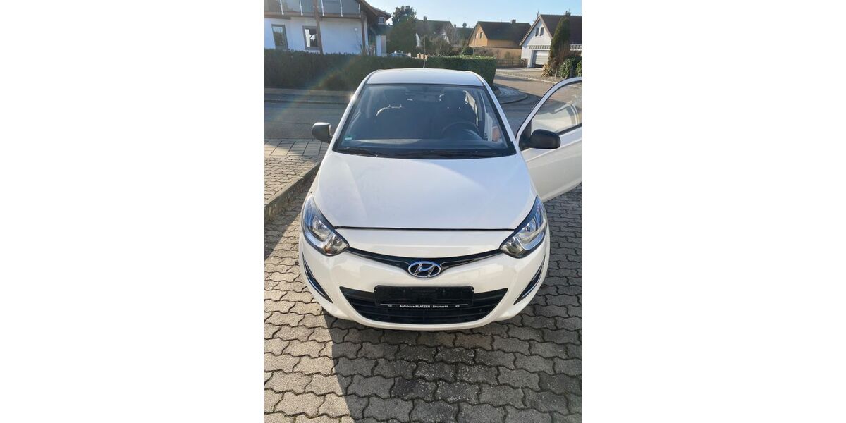 Hyundai i20 55.311 km 7.300 &euro; Allersberg 90584