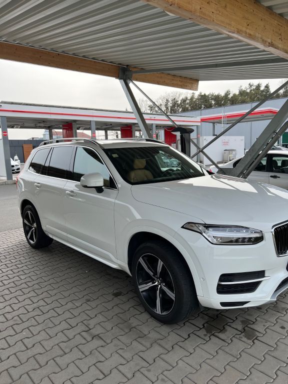 XC90