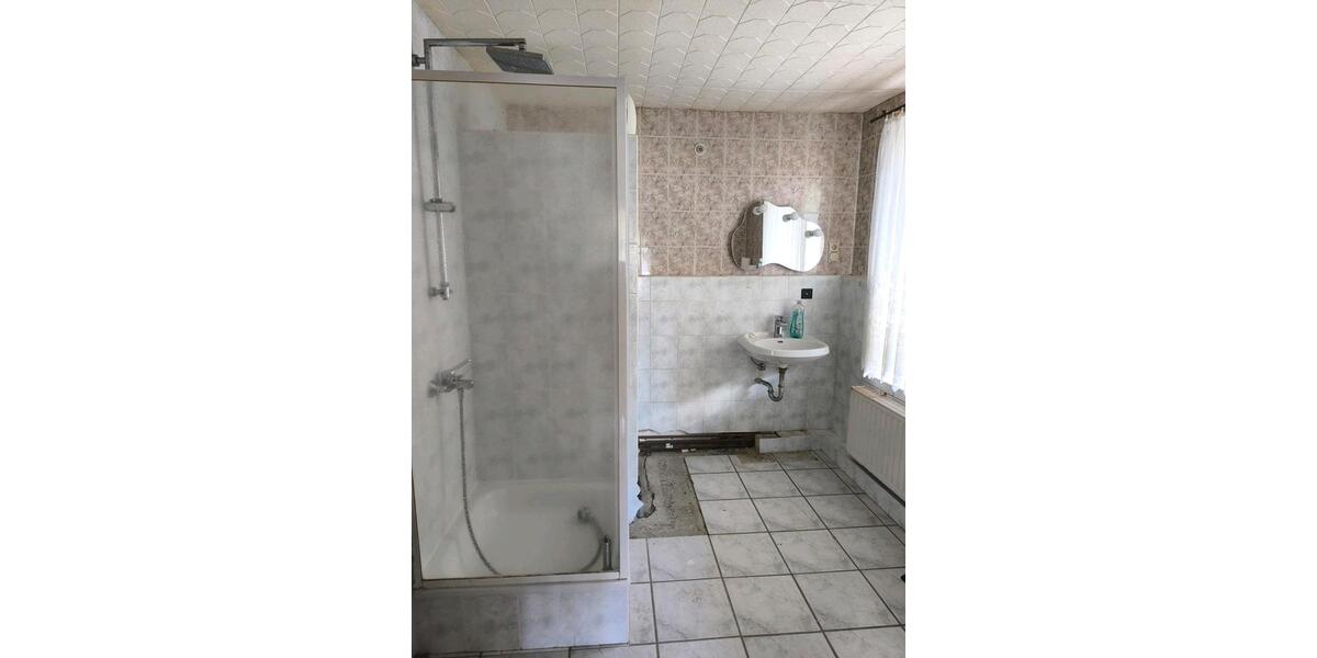 Einfamilienhaus Lebus - 3 Zimmer, 100 m&sup2;, 140.000&euro; | Angebot:26820710