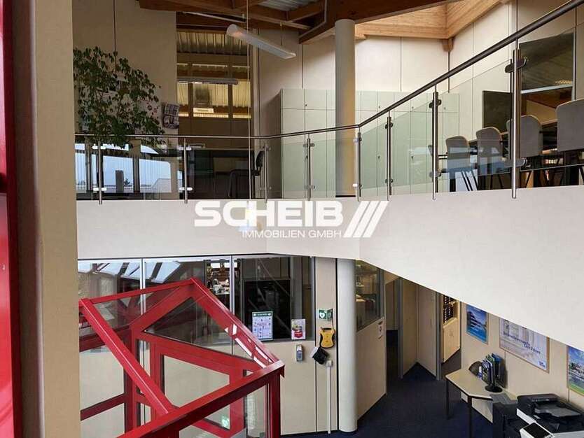 Büro in Crailsheim 2.475,55 € 353.65 m²