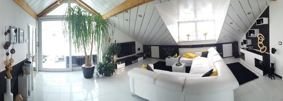 Helle und weitläufige Dachterrassenwohnung an Rande von Landshut 3 zimmer