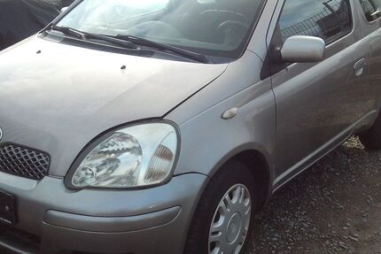 Toyota Yaris 164.560 km 1.300 &euro; Mömlingen 63853