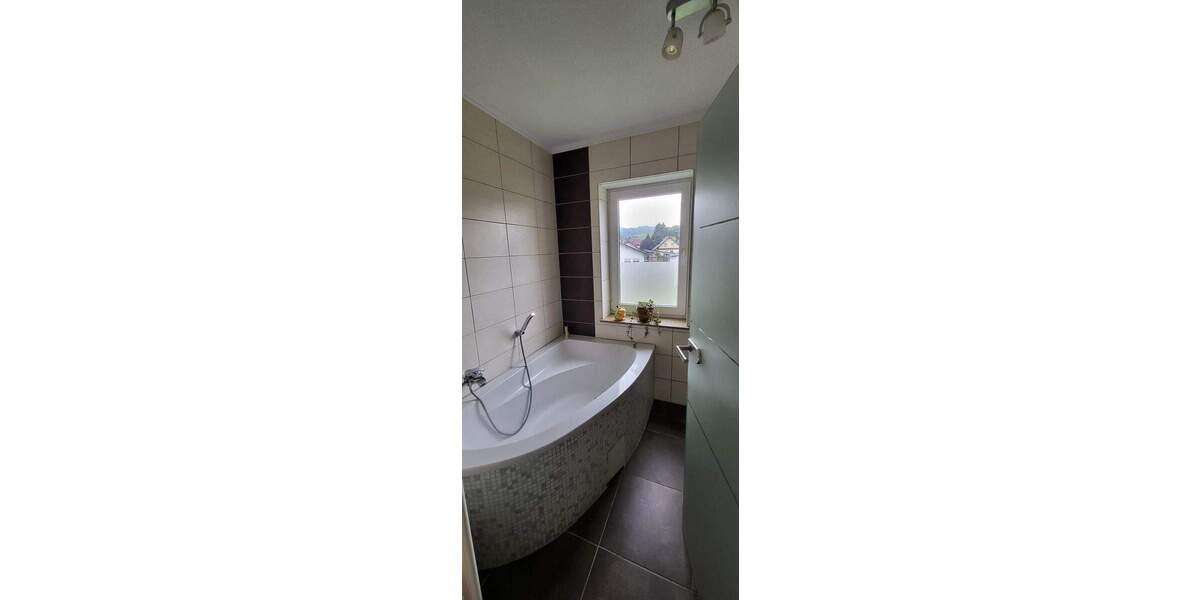 Etagenwohnung Brotterode-Trusetal Trusetal - 4 Zimmer, 90 m&sup2;, 99.900&euro; | Angebot:25881041