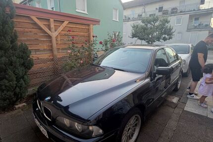 BMW 523 330.000 km 1.600 &euro; Pfinztal 76327