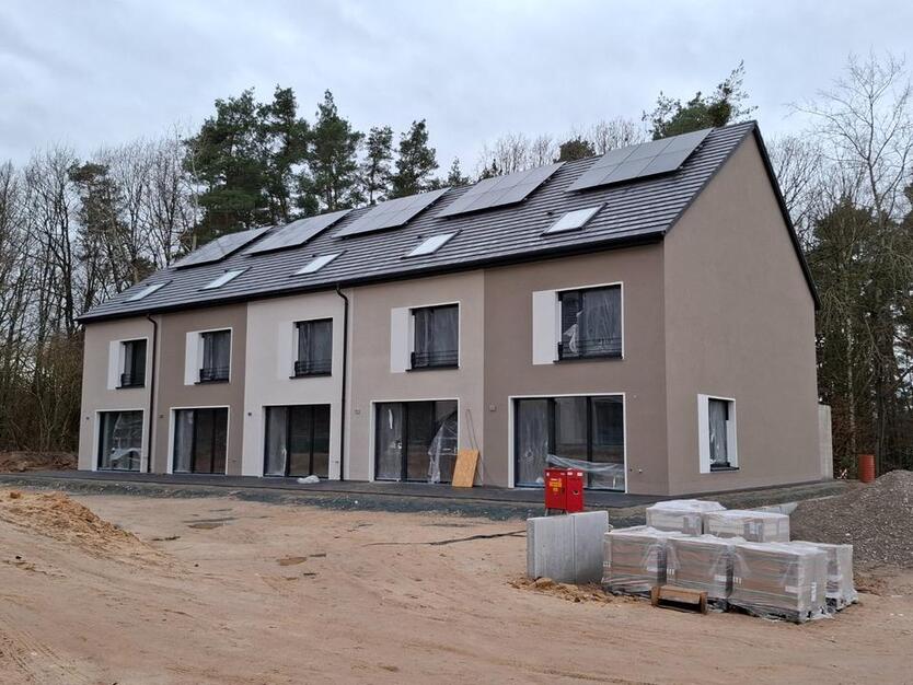 Erstbezug, neues 145 qm Reihenmittelhaus bei Forchheim
