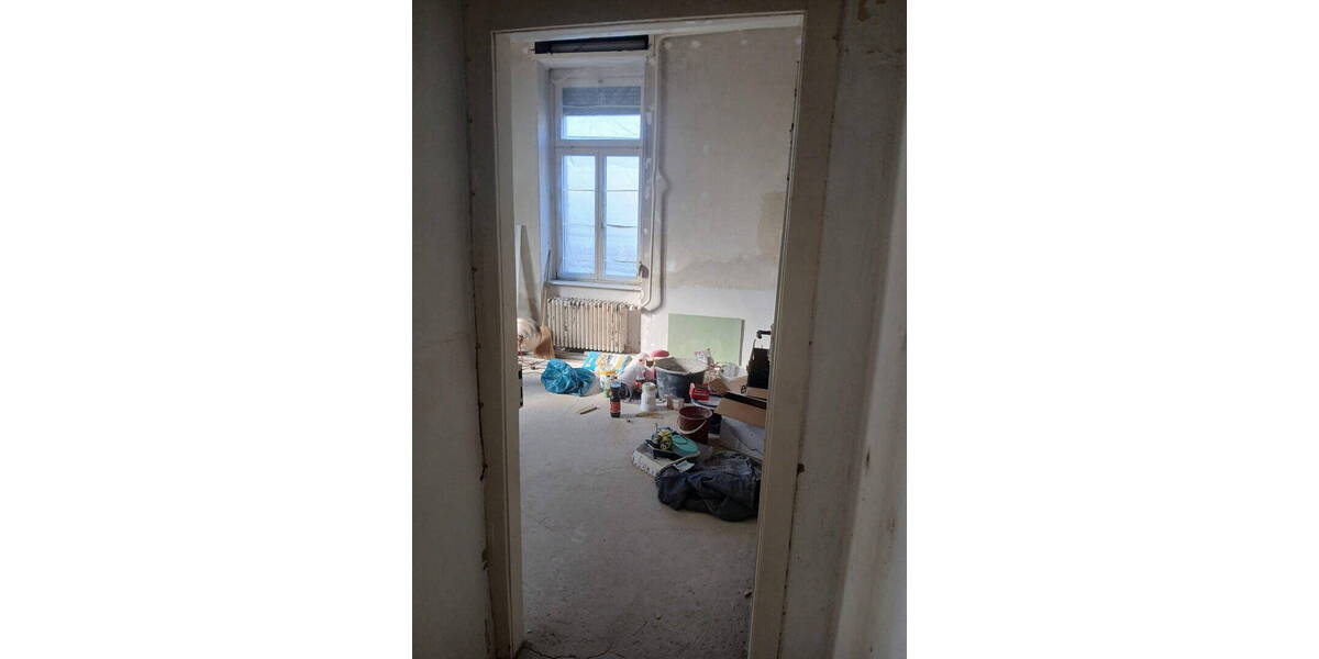 Etagenwohnung Dresden Mickten - 5 Zimmer, 139 m&sup2;, 299.000&euro; | Angebot:26334930