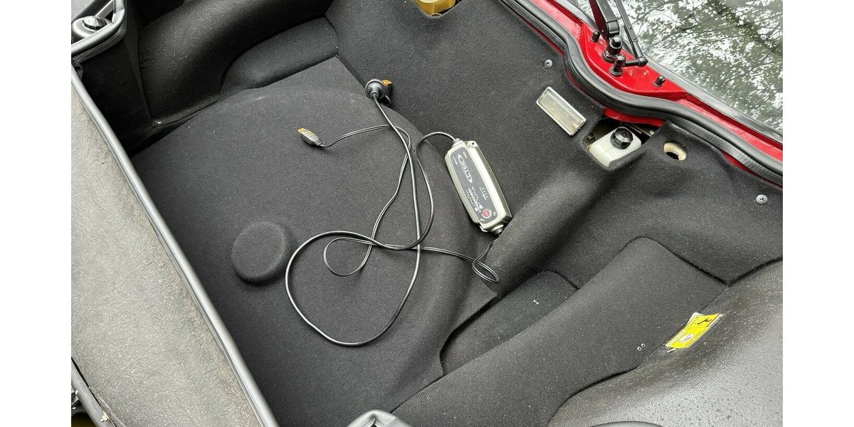Ferrari 512 BBi Classiche Matching Numbers Matching Colors 39.000 km 299.999 &euro; Hamburg 22339