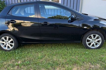 Mazda 2 101.000 km 3.800 &euro; Lindau 88131