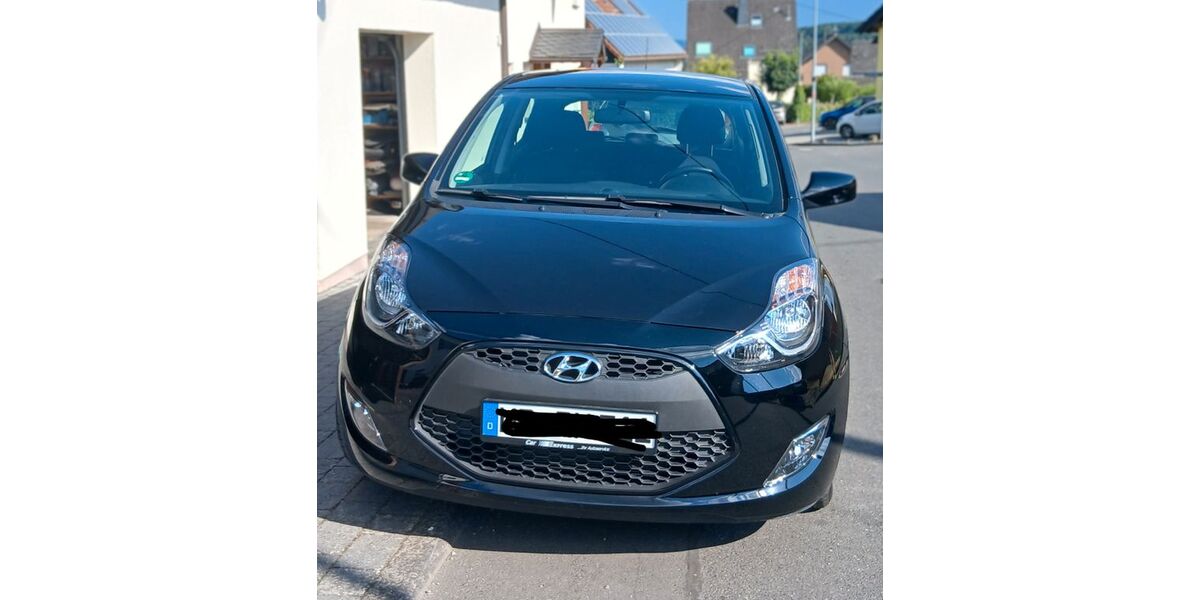 Hyundai ix20 25.569 km 14.800 &euro; Vettelschoß 53560