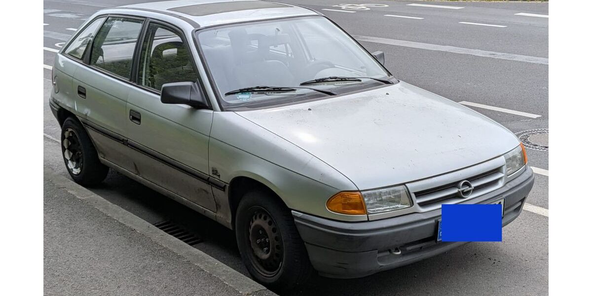 Opel Astra 97.000 km 899 &euro; Höchberg 97204