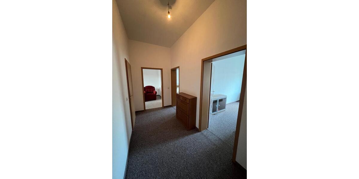 Erdgeschoßwohnung Neupetershain - 3 Zimmer, 74 m&sup2;, 730&euro; | Angebot:25418225